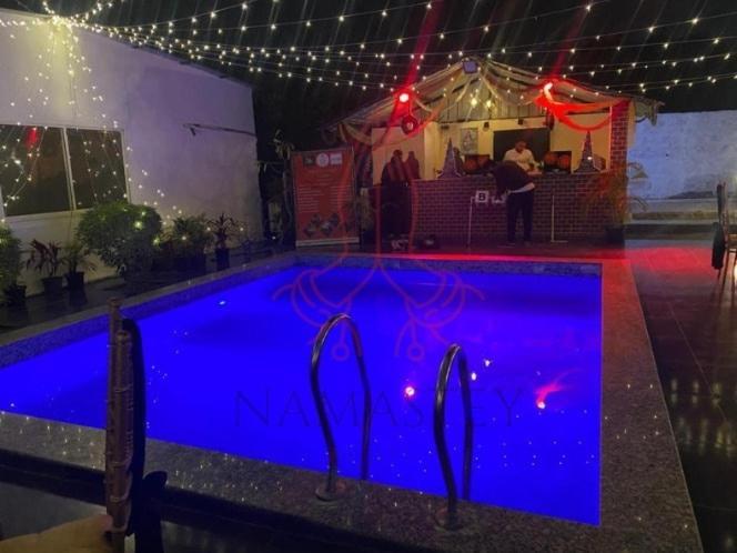 Luxury Farmhouse In Chhatarpur With Pool نيودلهي المظهر الخارجي الصورة